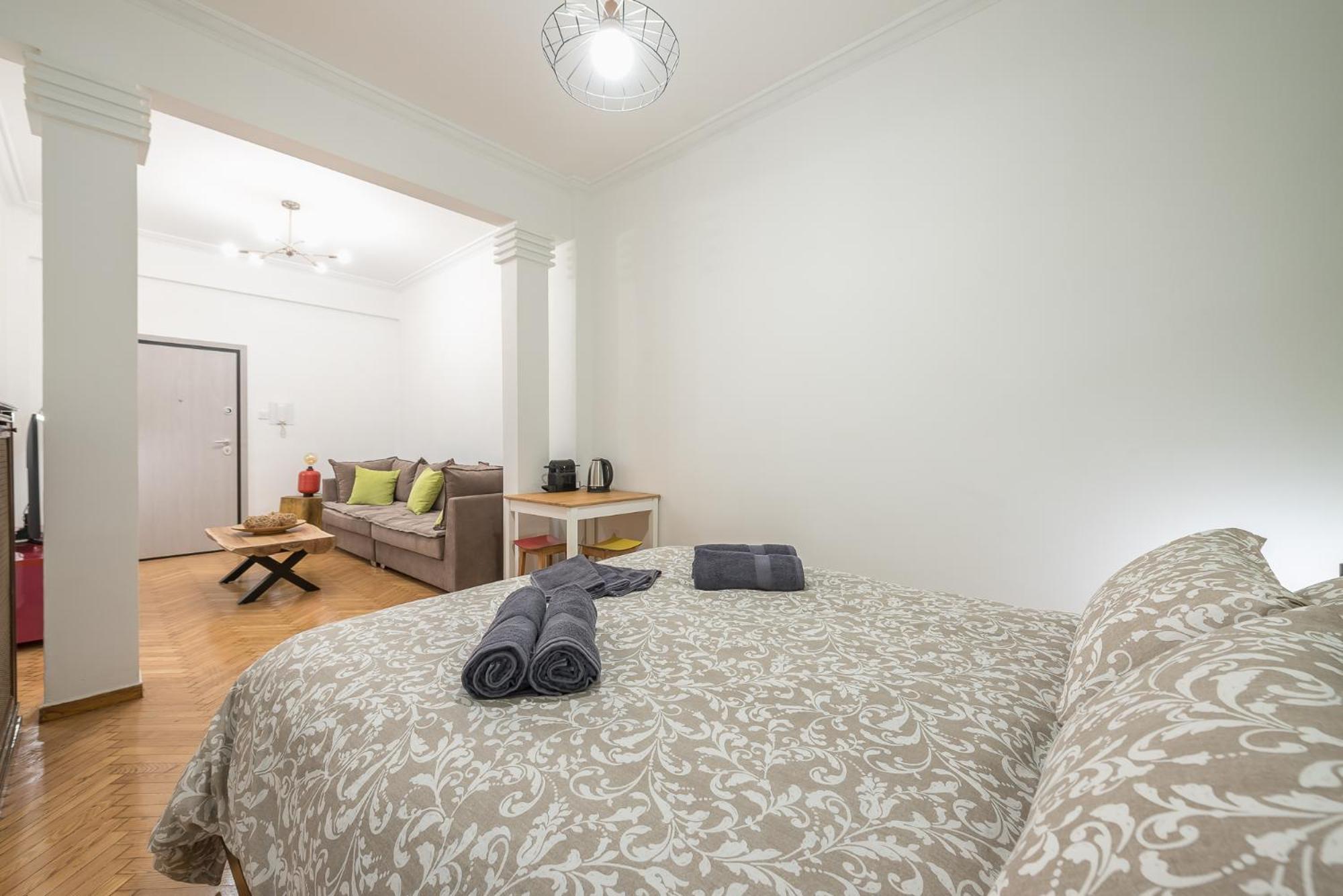 Stylish Luxury Apartment At Ampelokipi Metro Station Athen Eksteriør billede