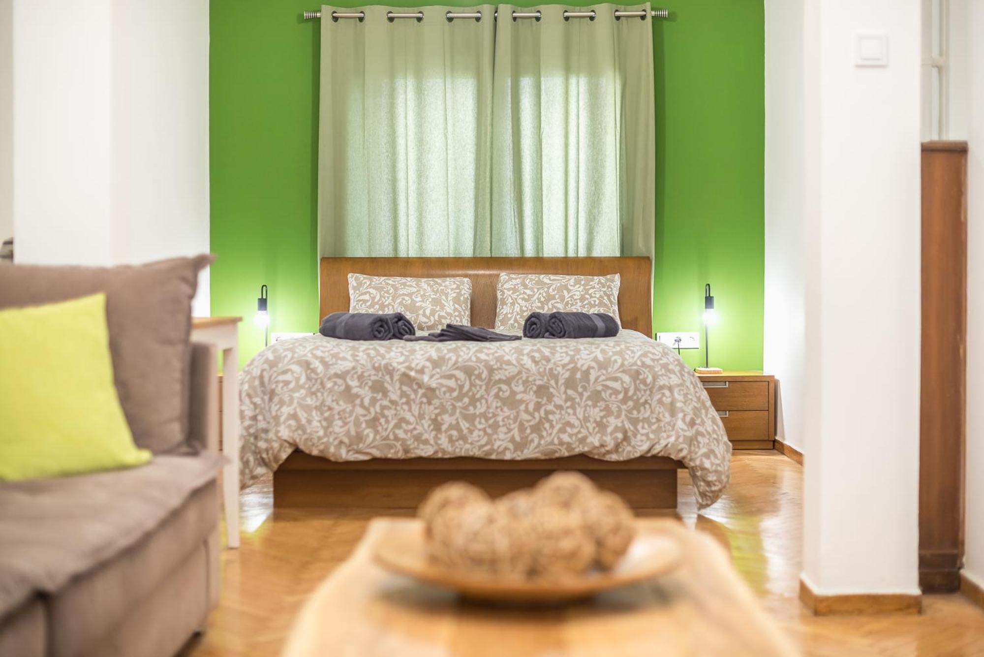 Stylish Luxury Apartment At Ampelokipi Metro Station Athen Eksteriør billede