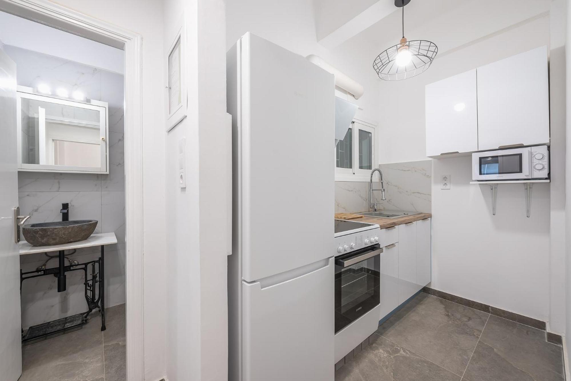 Stylish Luxury Apartment At Ampelokipi Metro Station Athen Eksteriør billede